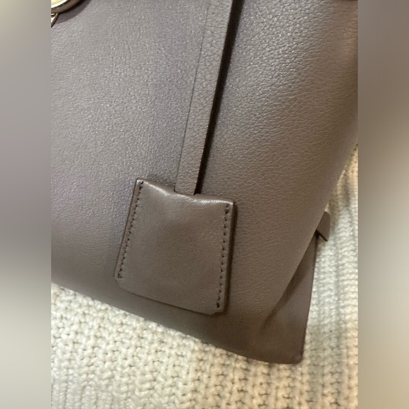 Salvatore Ferragamo Jet Set Top Handle Large Leather Bag - Picture 7 of 16